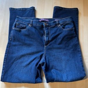 Gloria Vanderbilt Missy size 14 jeans
